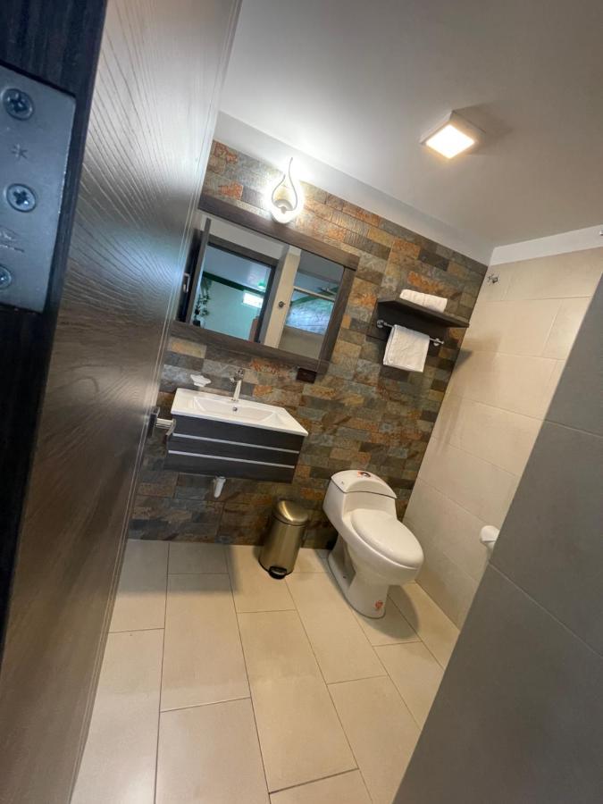Sara Hotel 伊瓦拉 外观 照片