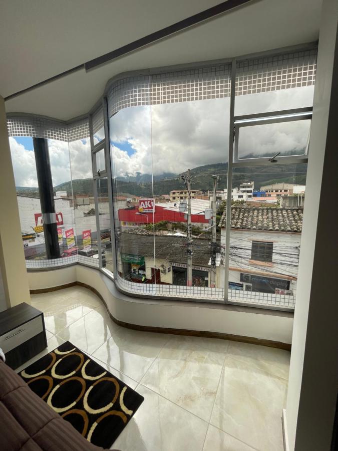 Sara Hotel 伊瓦拉 外观 照片
